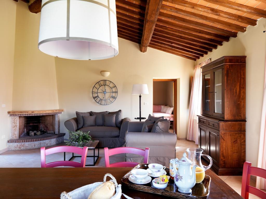 Agriturismo Piettorri Casole dʼElsa Habitación foto