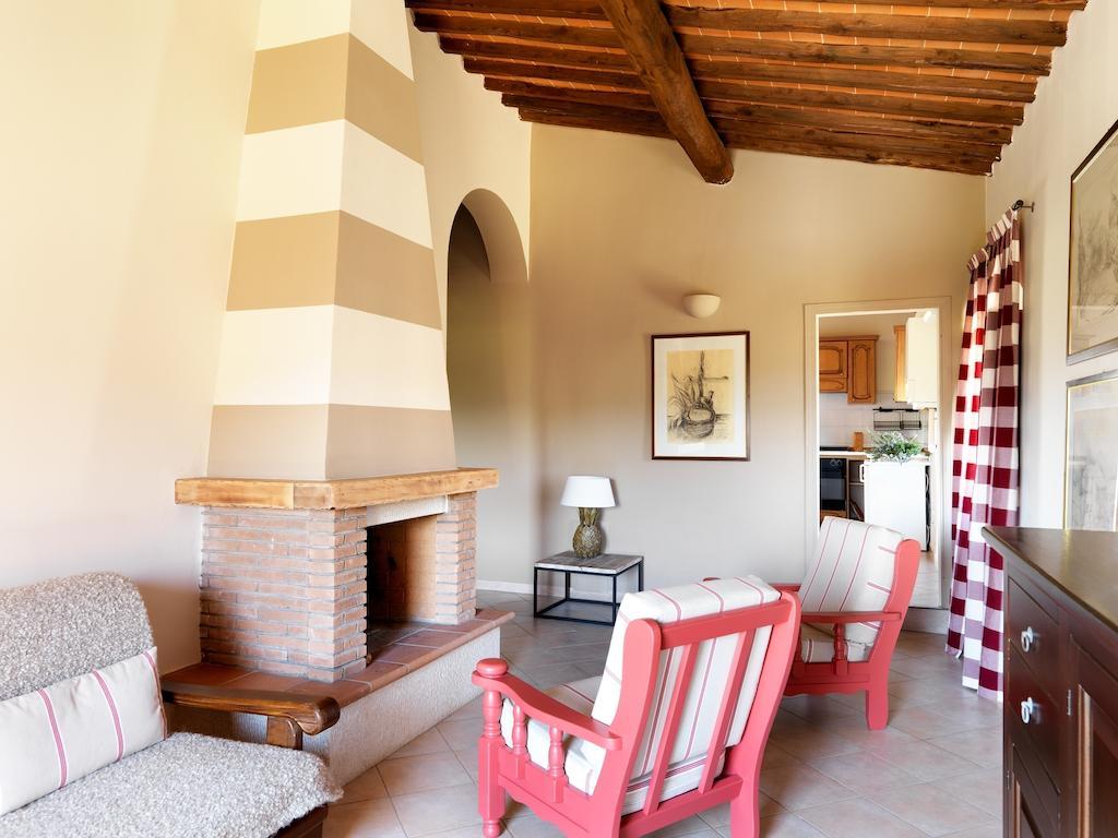 Agriturismo Piettorri Casole dʼElsa Habitación foto